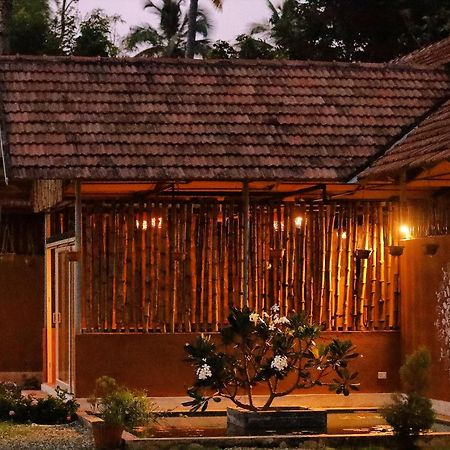 Pura Vida Varkala 호텔 외부 사진