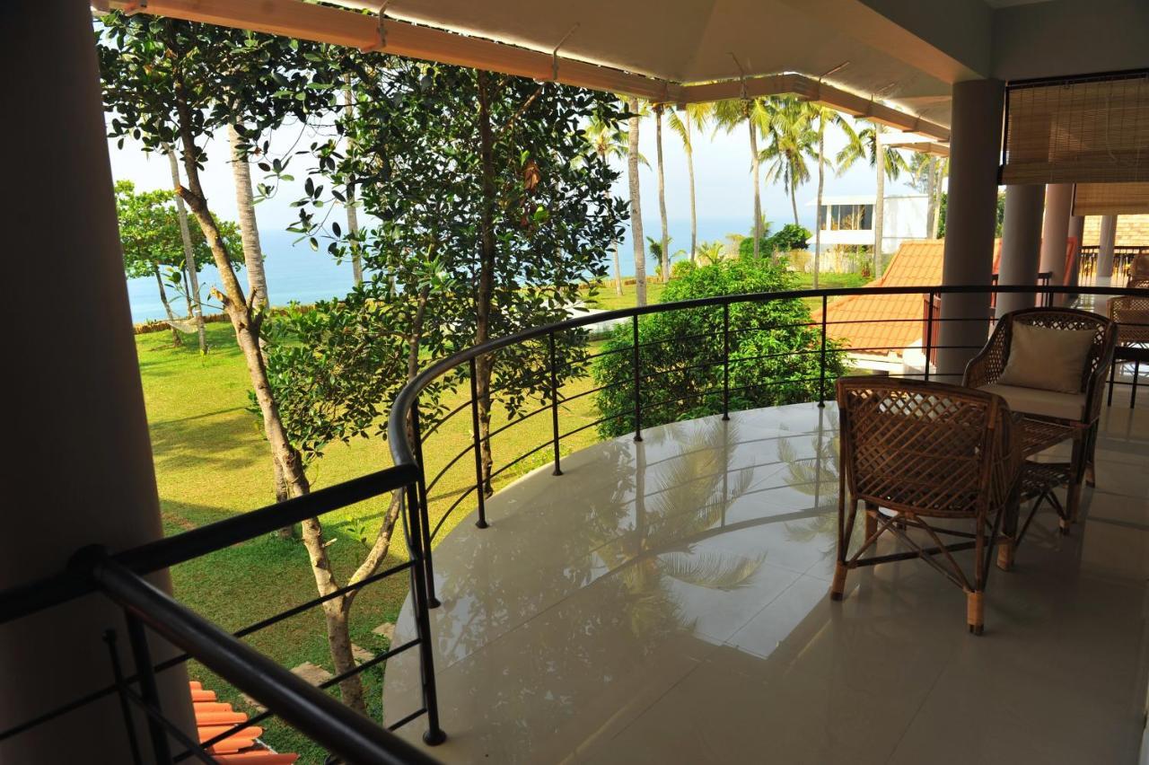 Pura Vida Varkala 호텔 외부 사진